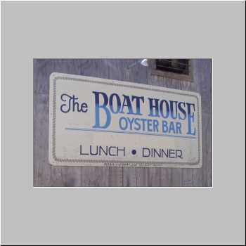 Boat House Oyster Bar 00.jpg